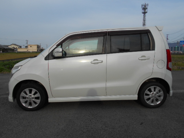22年式　ワゴンR　FXリミテッド　車輛本体37万円　支払総額39万円　修復歴無　走行8.2マンキロ　綺麗でお買い得の一台です。