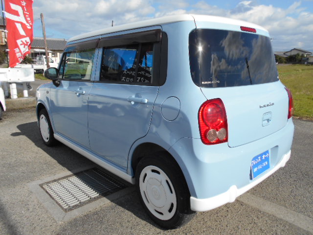 23年式 ラパン リミテッド 車輛本体33万円 支払総額39万円 修復歴有 エンドパネル歪の走りには影響の無い修復歴です。