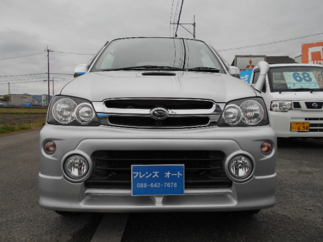 18年式　テリオスキッド　キスマークX　車輛本体42万円　支払総額48万円　修復歴無　走行３．８万キロ　美車