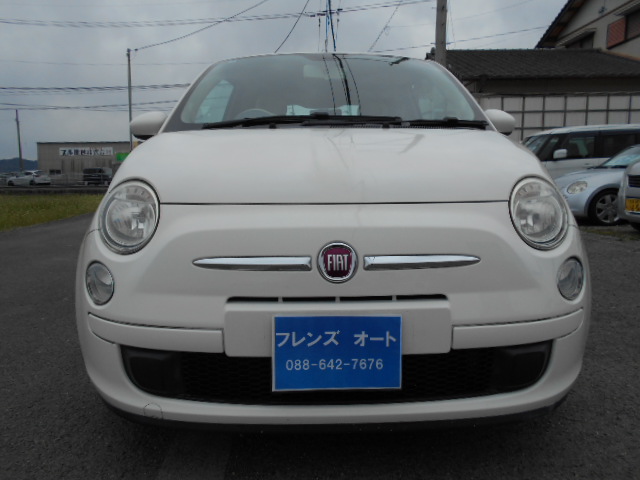 26年式　フィアット　1.2ポップ　車輛本体63万円　支払総額75万円　修復歴無　人気です。