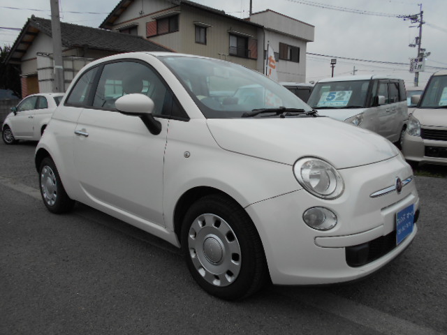 26年式　フィアット　1.2ポップ　車輛本体63万円　支払総額75万円　修復歴無　人気です。