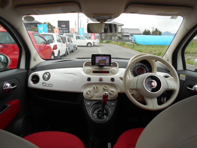 26年式　フィアット　1.2ポップ　車輛本体63万円　支払総額75万円　修復歴無　人気です。