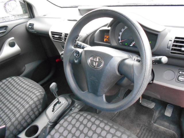 22年式   IQ 100X 2シーター　車輛本体39万円　支払総額45万円　修復歴無　車検7年8月31日迄ありすぐ乗れます。