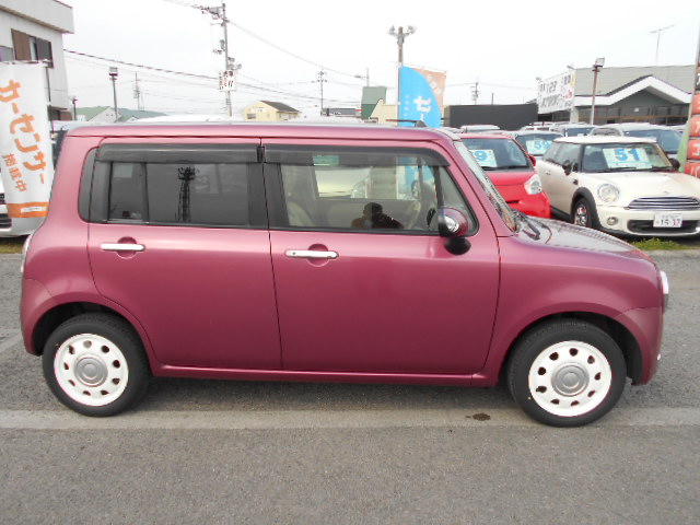 26年　ラパン　ショコラ　車輛本体33万円　支払総額35万円　修復歴無　車検9年3月4日迄ありすぐ乗れます。日本で一番安い自信あり！　
