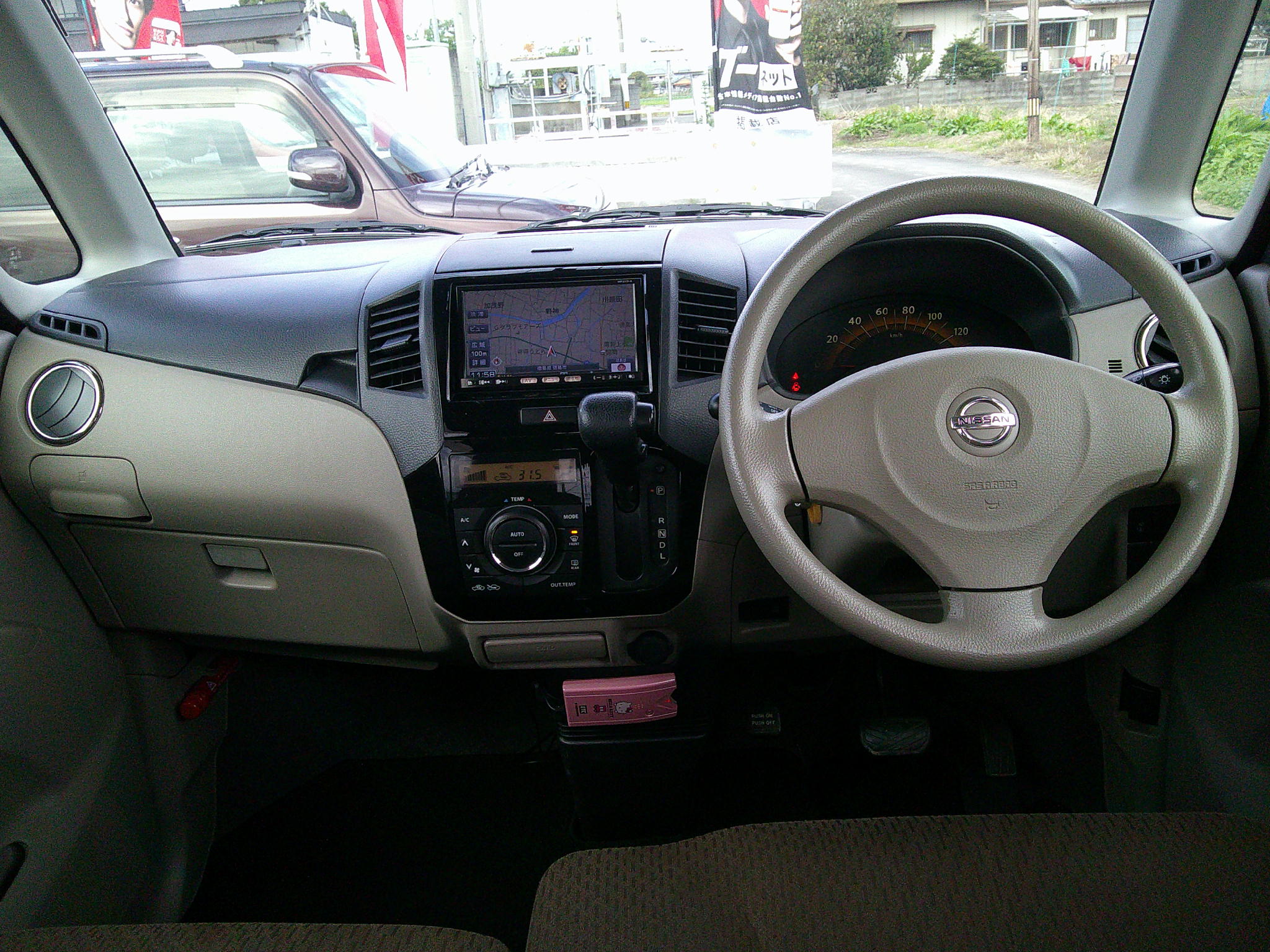 24年式　ルークス　G　車両本体39万円　支払総額45万円　修復歴無　走行87121ｋｍ　ローン通らない方もご相談下さい。