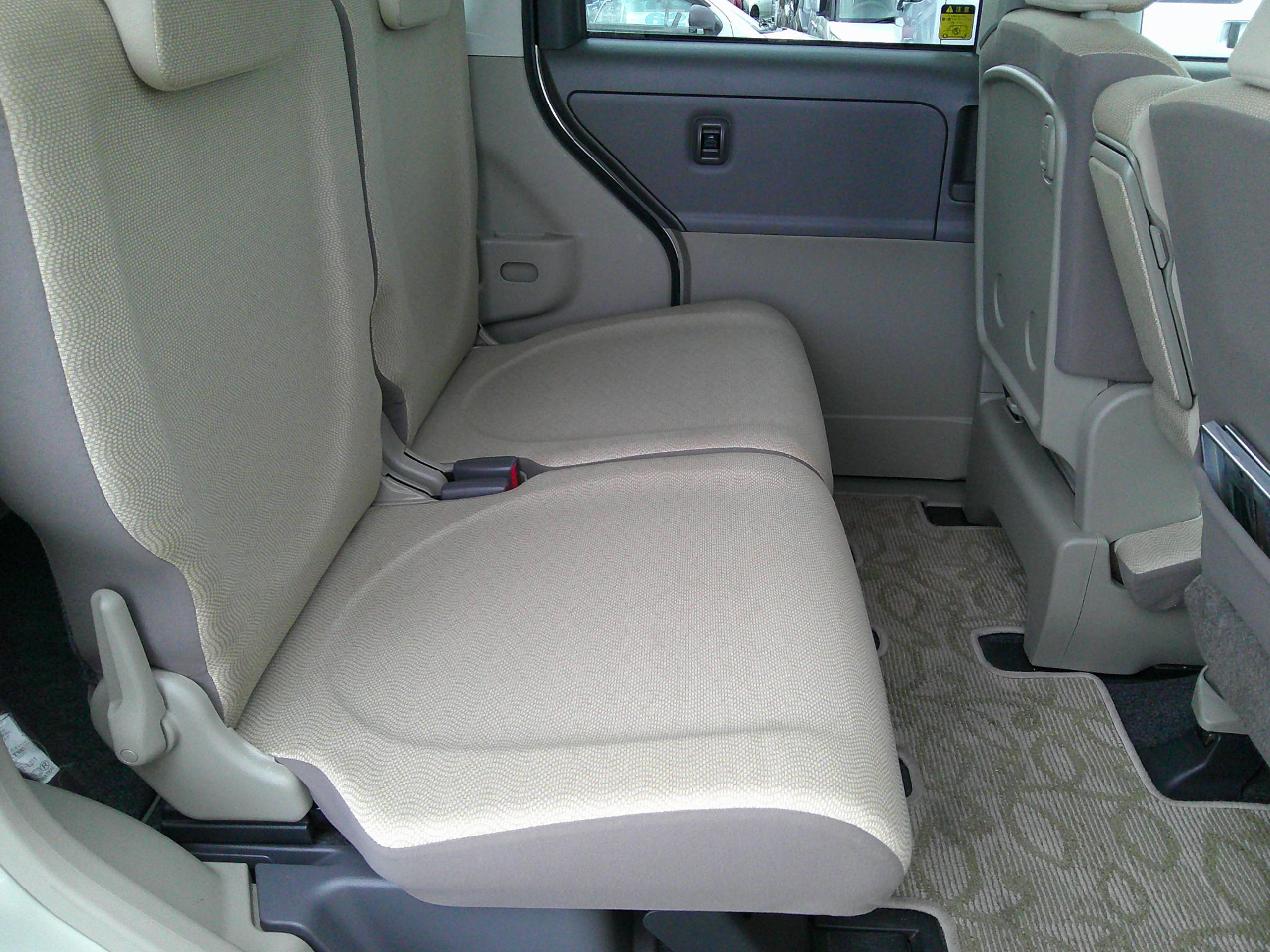 21年　タント　L　車両本体23万円　支払総額25万円　修復歴無　走行77443km　車検8年9月30日迄有りすぐ乗れます。