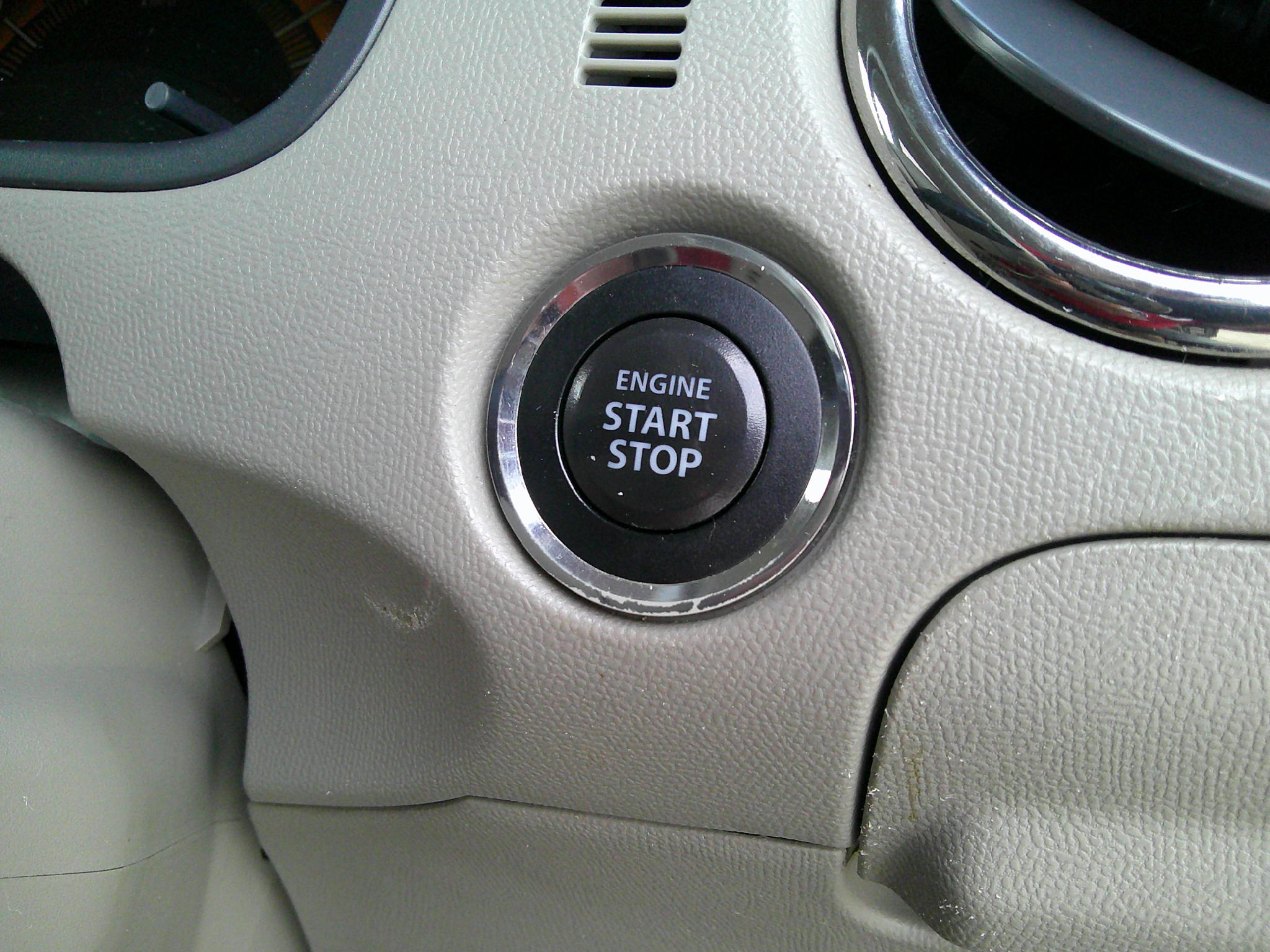 24年式　ルークス　G　車両本体39万円　支払総額45万円　修復歴無　走行87121ｋｍ　ローン通らない方もご相談下さい。