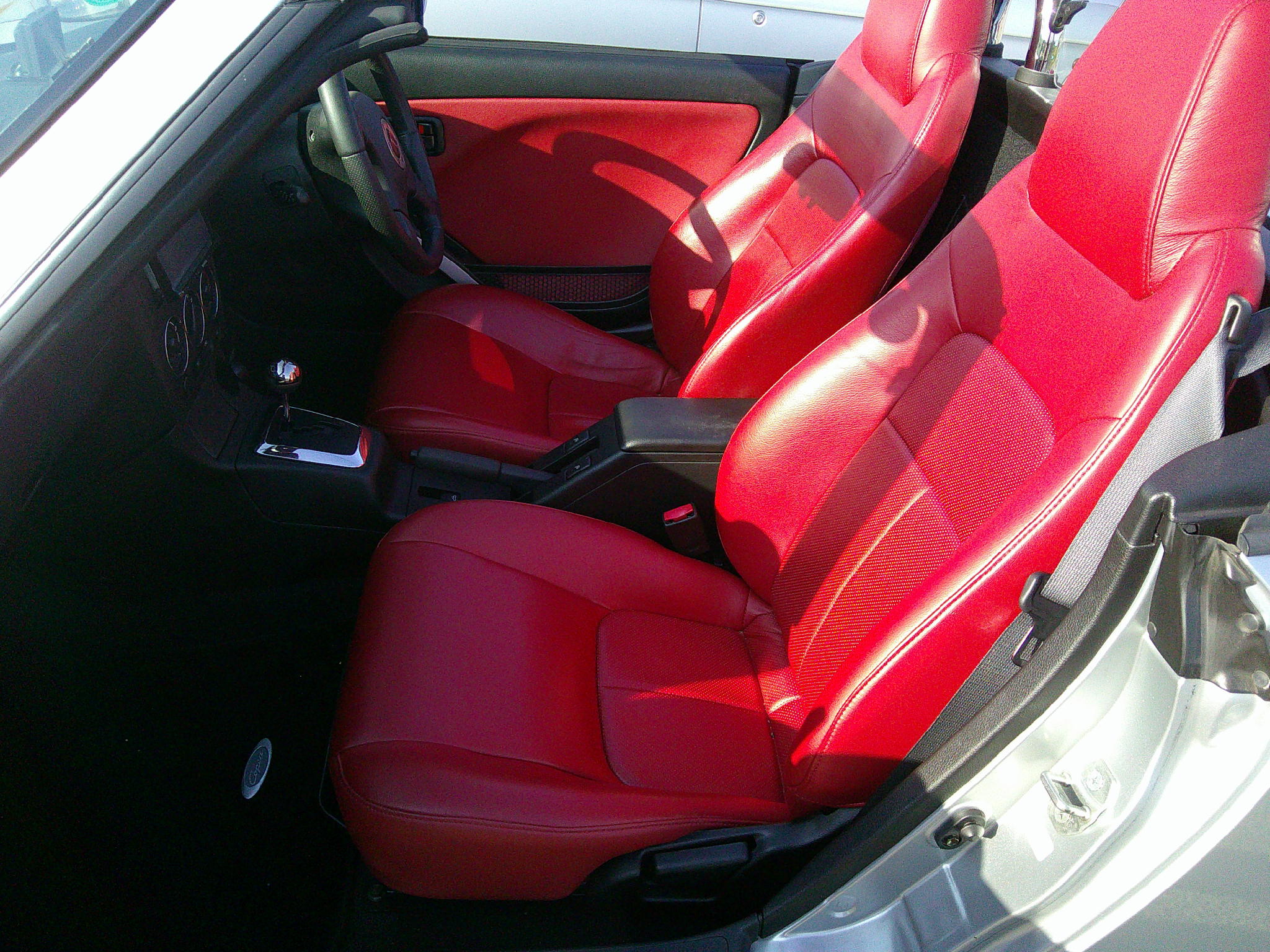 15年式　コペン　アクティブトップ　車両本体103万円　支払総額105万円　修復歴無　走行22465ｋｍ　車検8年2月8日迄ありすぐ乗れます。ローン通らない方もご相談下さい。