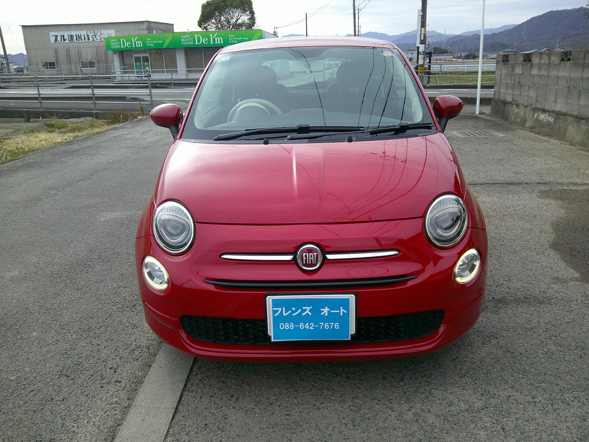 28年　フィアット500　ツインエアポップ　車輛本体71万円　支払総額75万円　修復歴無　車検9年８月29日　すぐ乗れます。