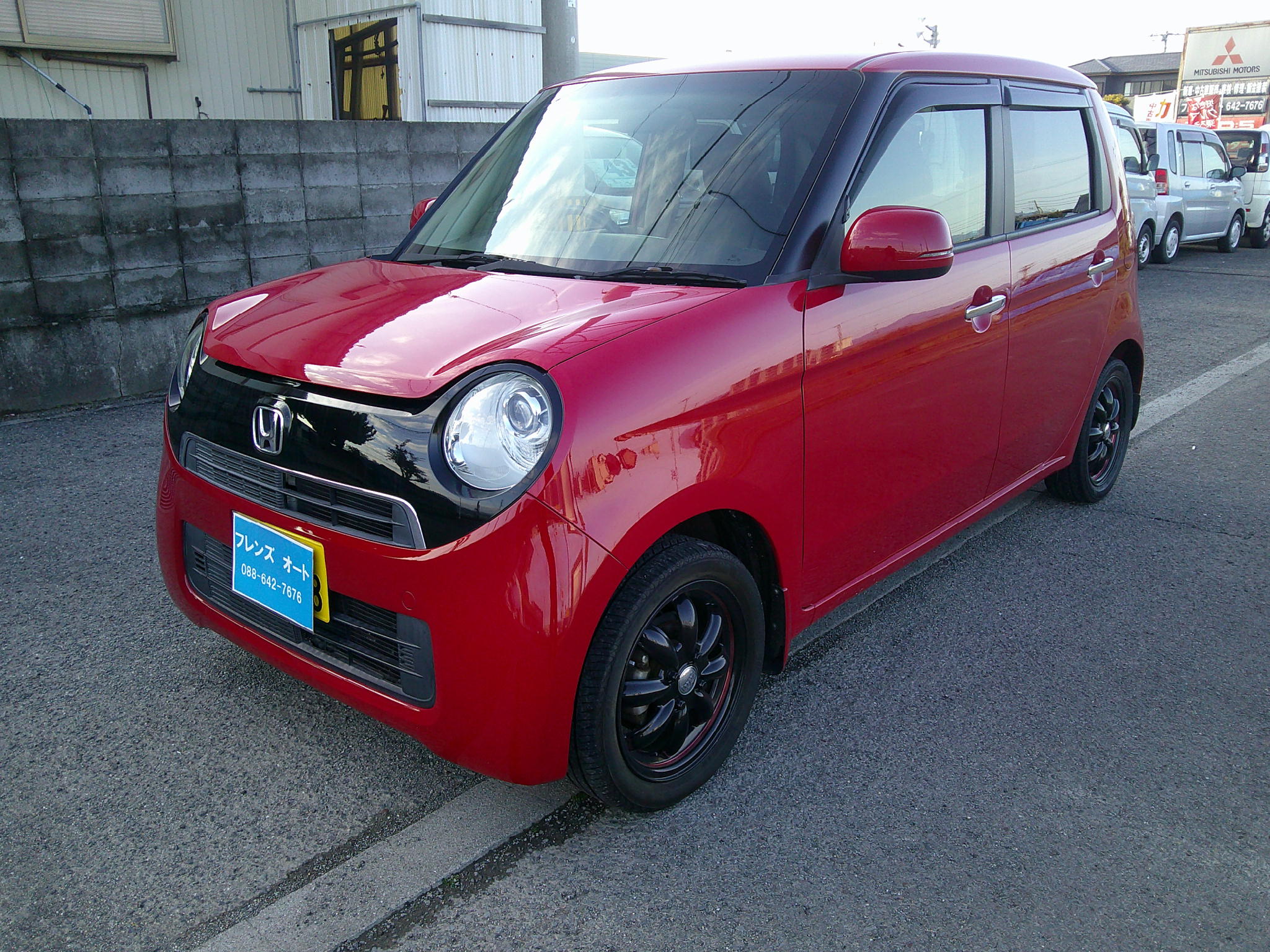 26年　N-one　GLパッケージ　車両本体５３万円　支払総額55万円　修復歴無　車検9年4月21日迄ありすぐ乗れます。ローン通らない方もご相談下さい。