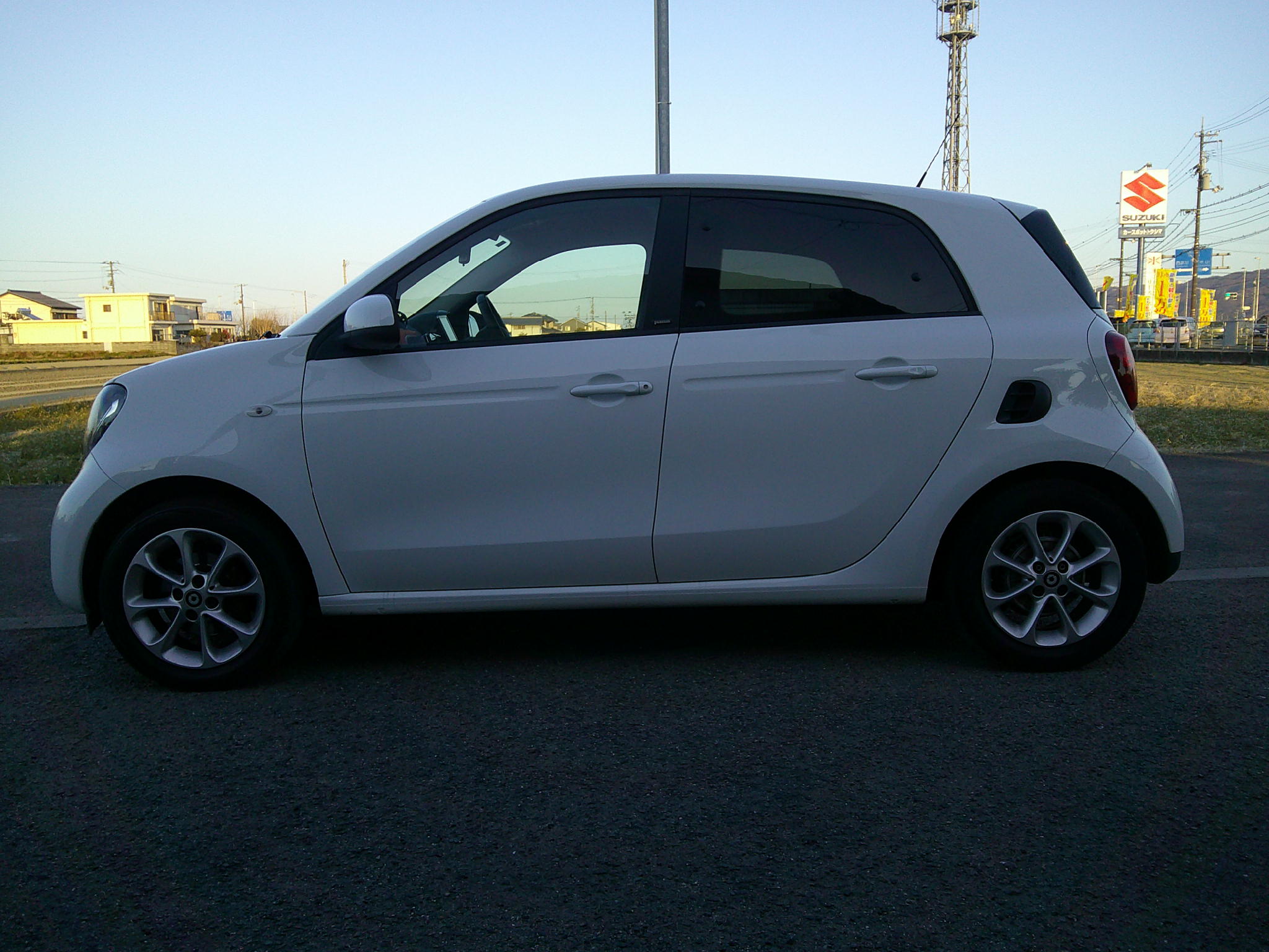 28年　スマート　フォーフォー　パッション　車輛本体５３万円　支払総額65万円　修復歴無　可愛くて綺麗な車です。