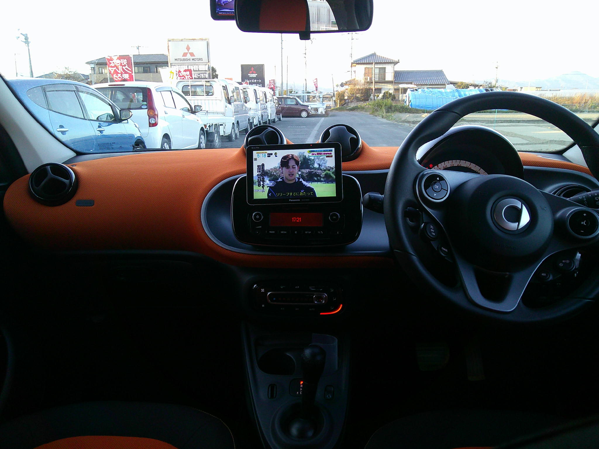 28年　スマート　フォーフォー　パッション　車輛本体５３万円　支払総額65万円　修復歴無　可愛くて綺麗な車です。