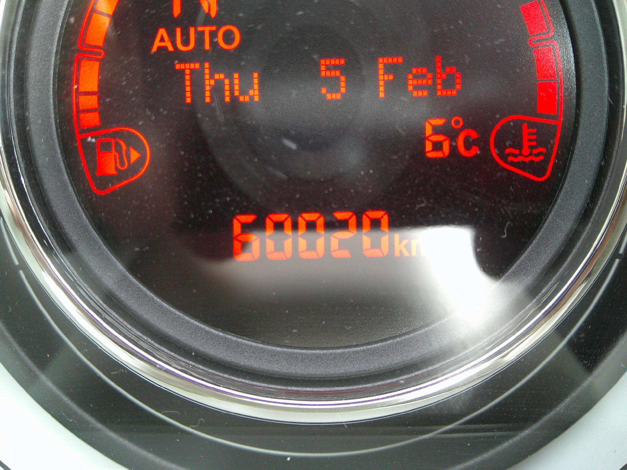 28年　フィアット500　ツインエアポップ　車輛本体71万円　支払総額75万円　修復歴無　車検9年８月29日　すぐ乗れます。